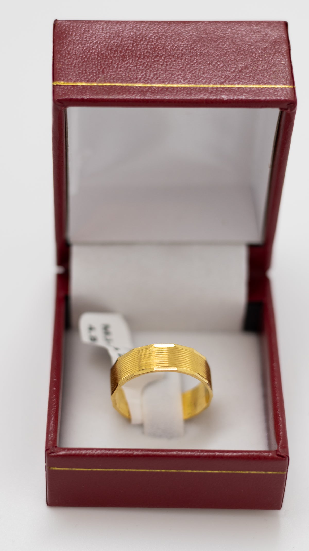 Grooved Geometric Gold Ring - 22k
