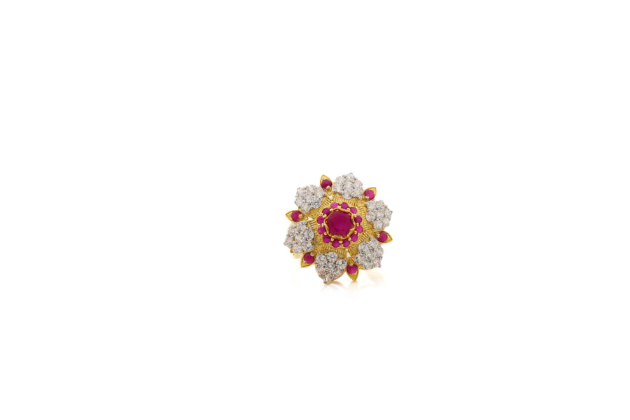 22K Gold CZ Flower Ladies Ring – 6g, Elegant Floral Design
