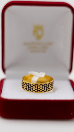 22K Yellow Gold Hexagon Pattern Ring