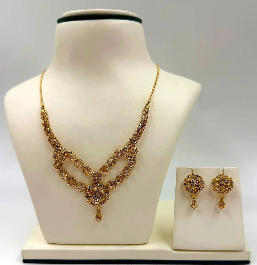 22k Antique style Gold Set