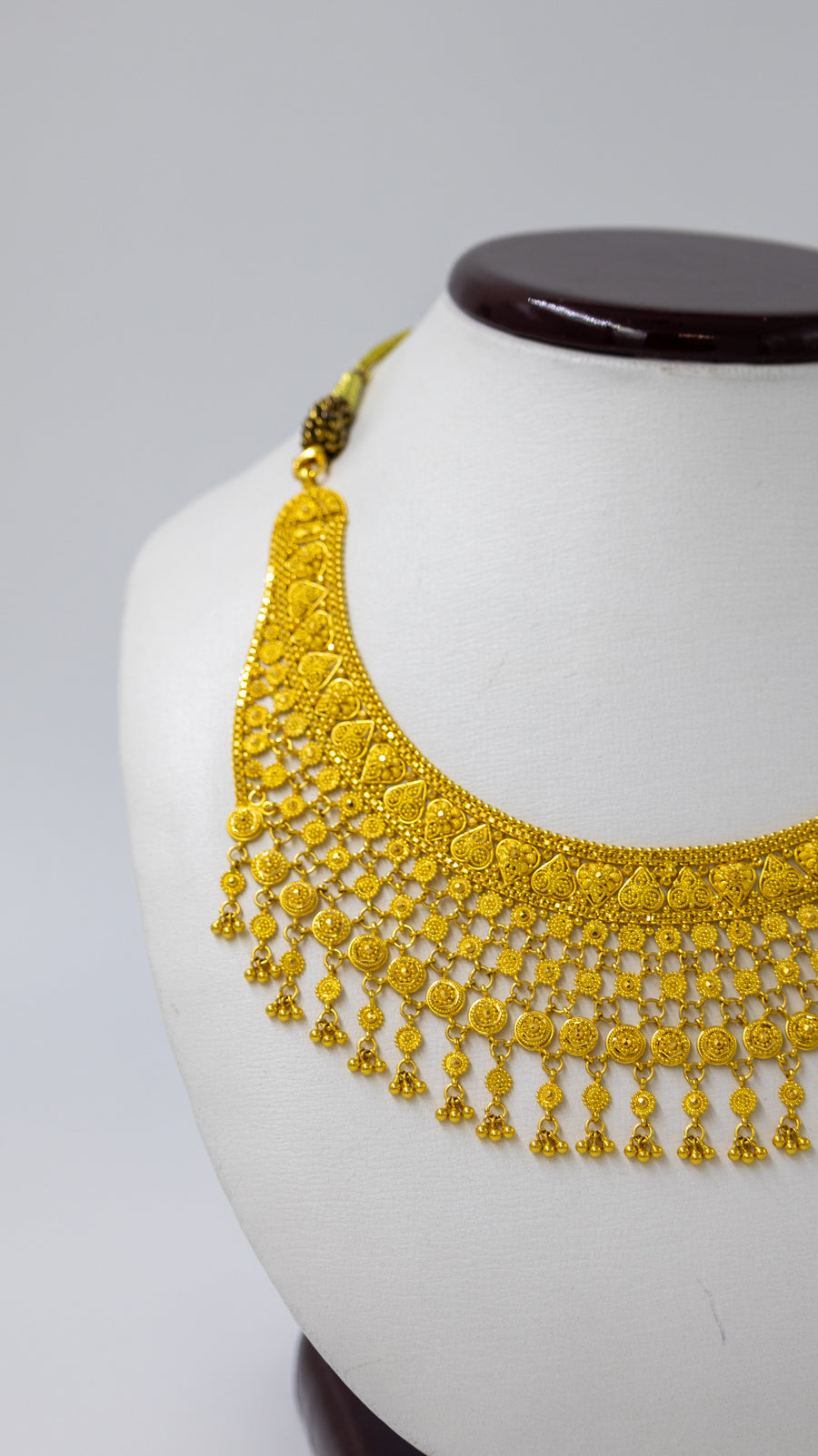 22k Briday style Gold Necklace with Classic Frindges