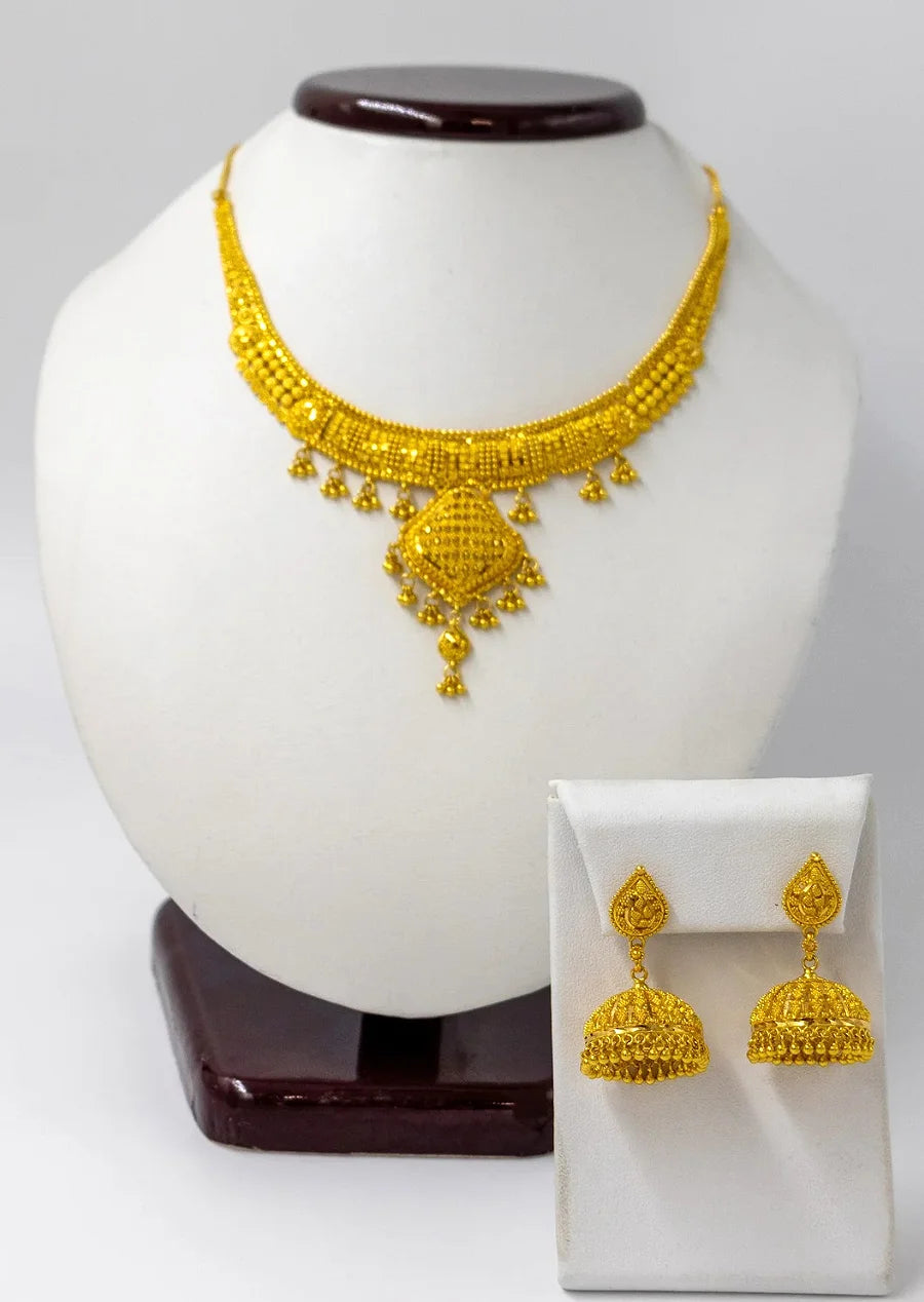 22k Gold Necklace set with classic Jhumka