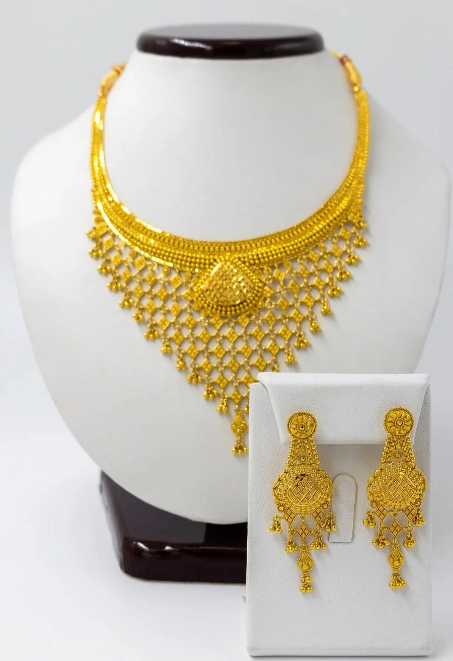 22k Royal Cascade Gold Necklace and Earrings Set