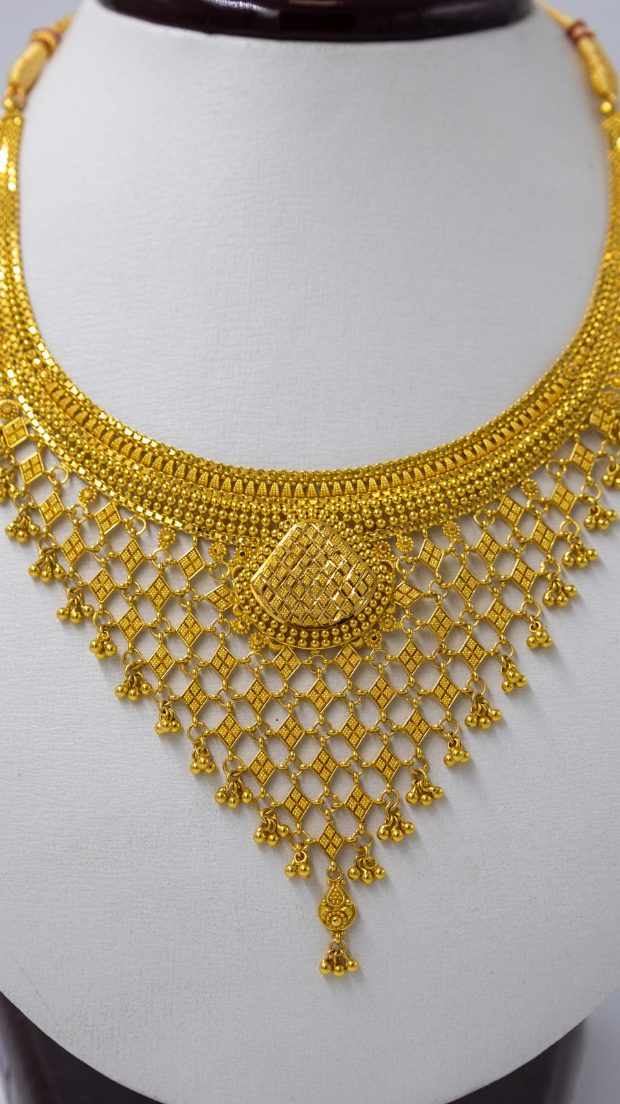 22k Royal Cascade Gold Necklace and Earrings Set