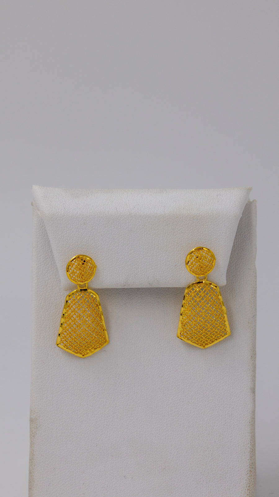 22k Timeless Gold Necklace and Earrings Set