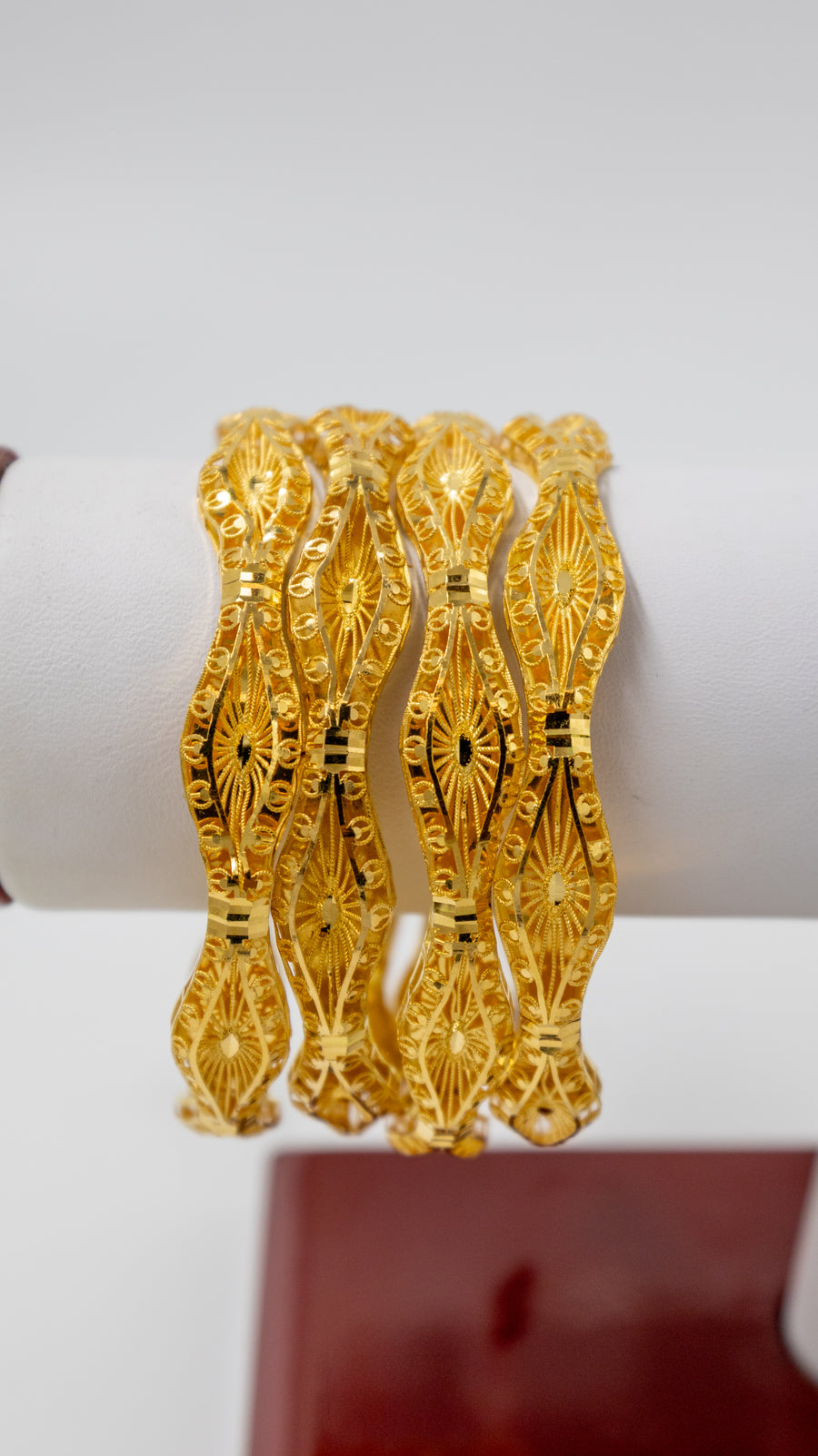 4 Piece 22K Diamond Cut Gold Bangle Set for Women