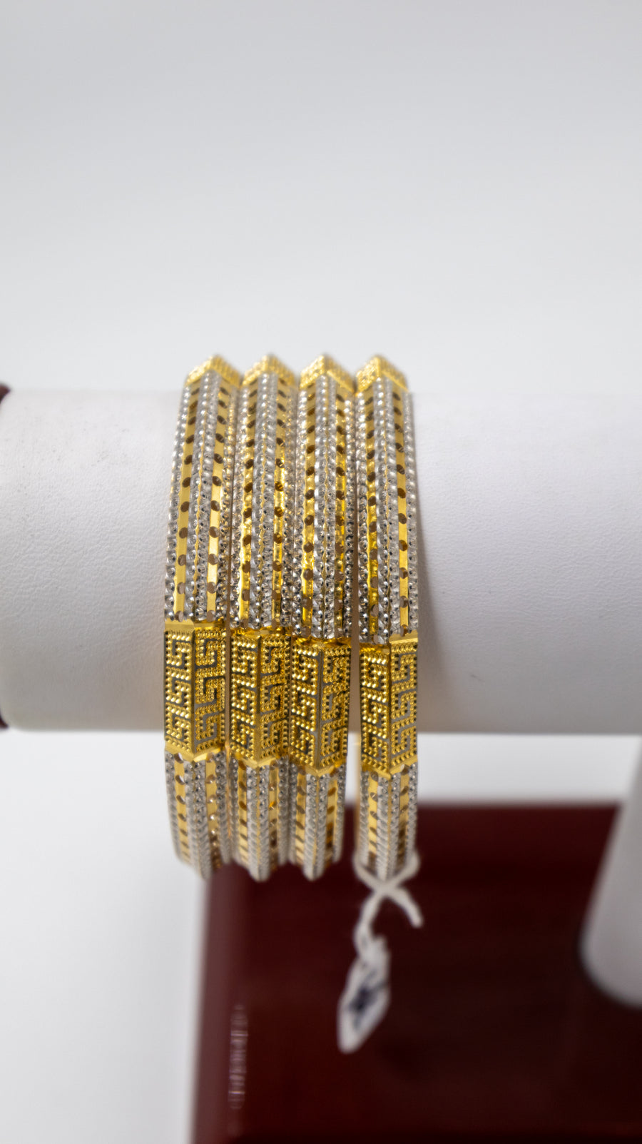 4 pc Designer Finish Gold Bangle Set