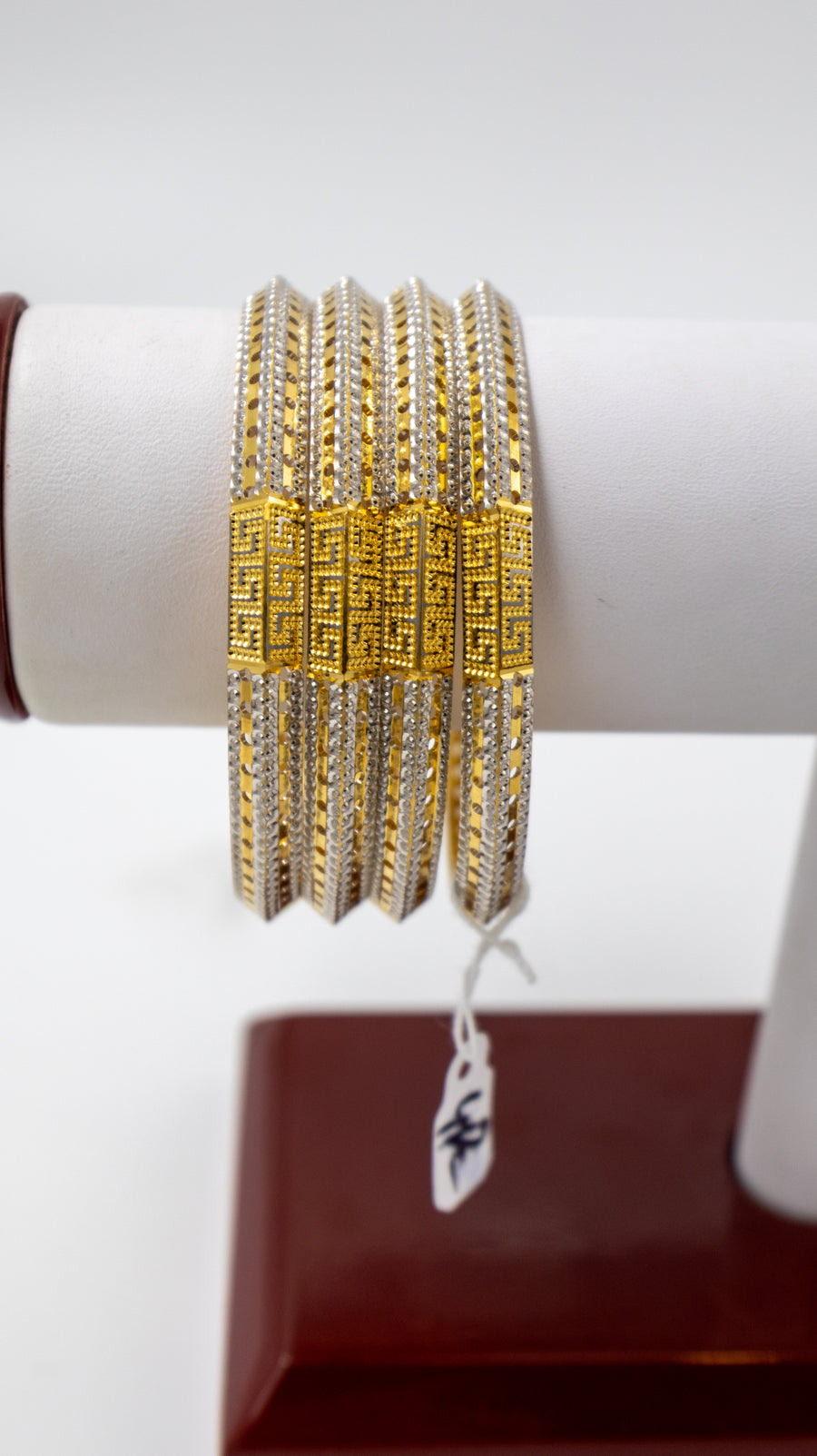 4 pc Designer Finish Gold Bangle Set