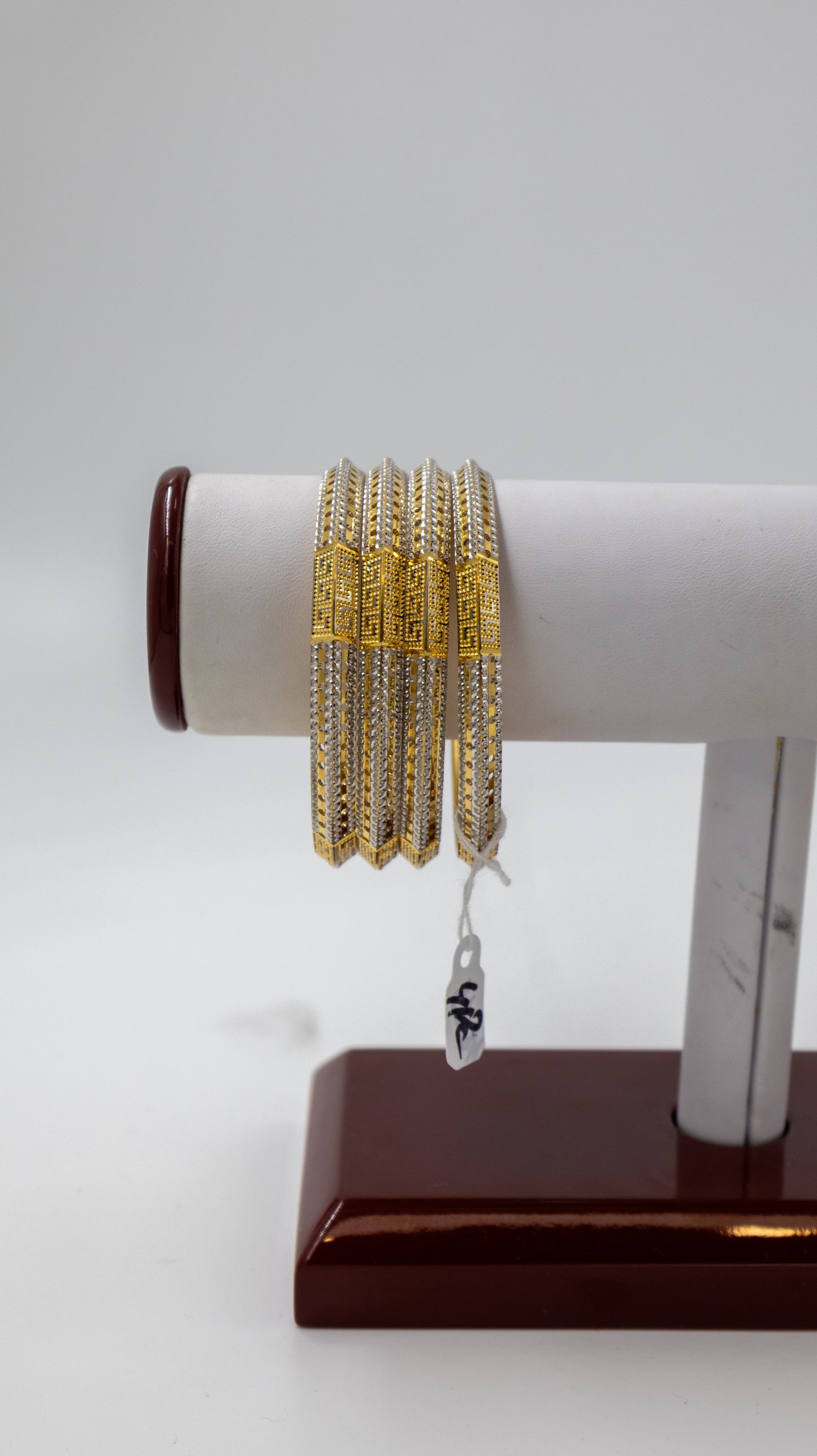 4 pc Designer Finish Gold Bangle Set