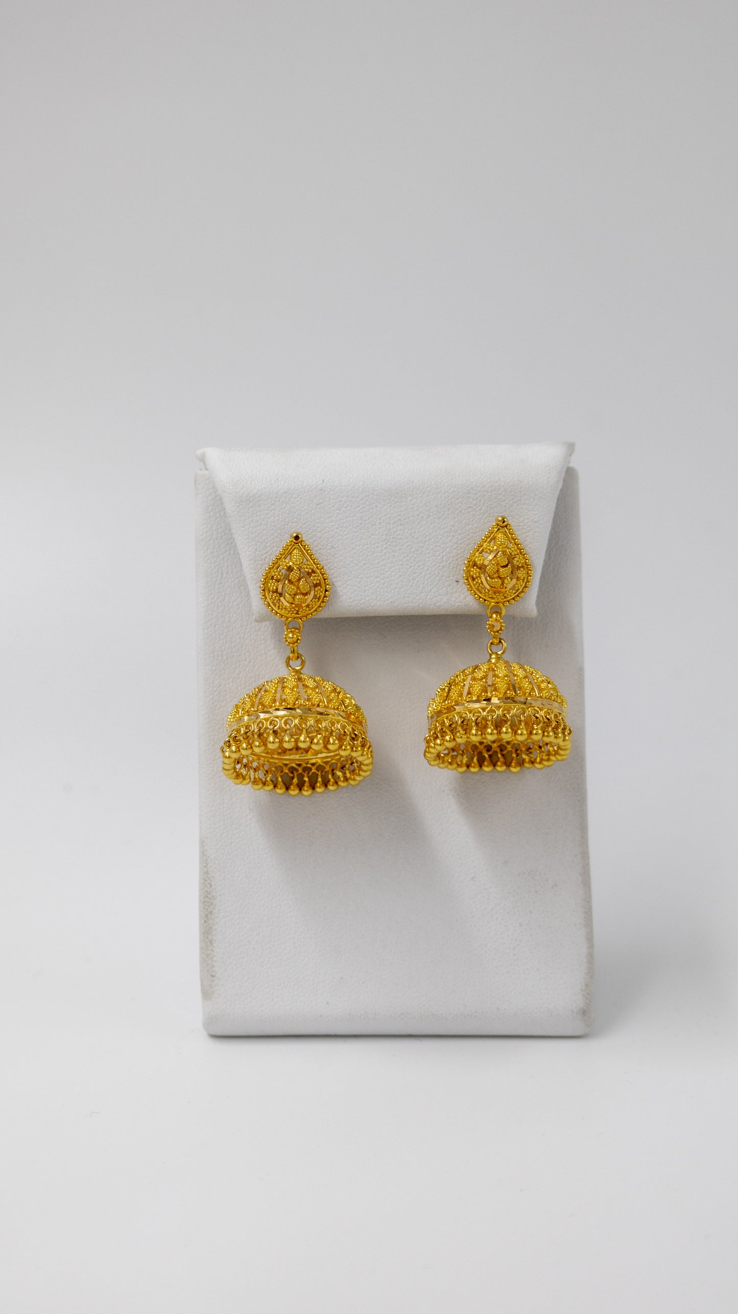 22k Gold Earrings and Necklace Set