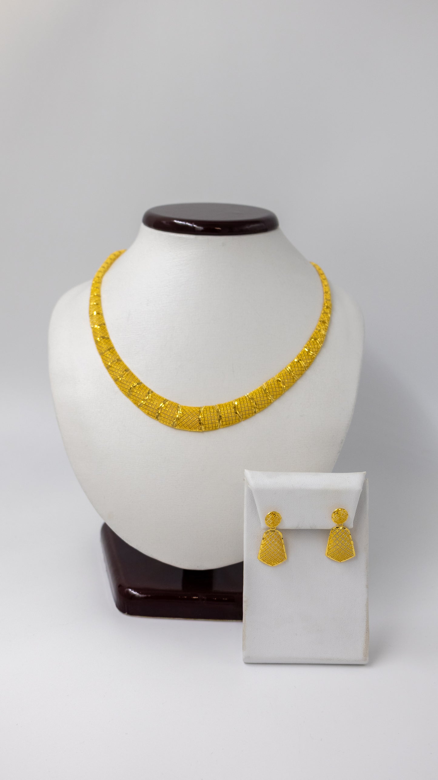 22k Gold Necklace and Earrings Set