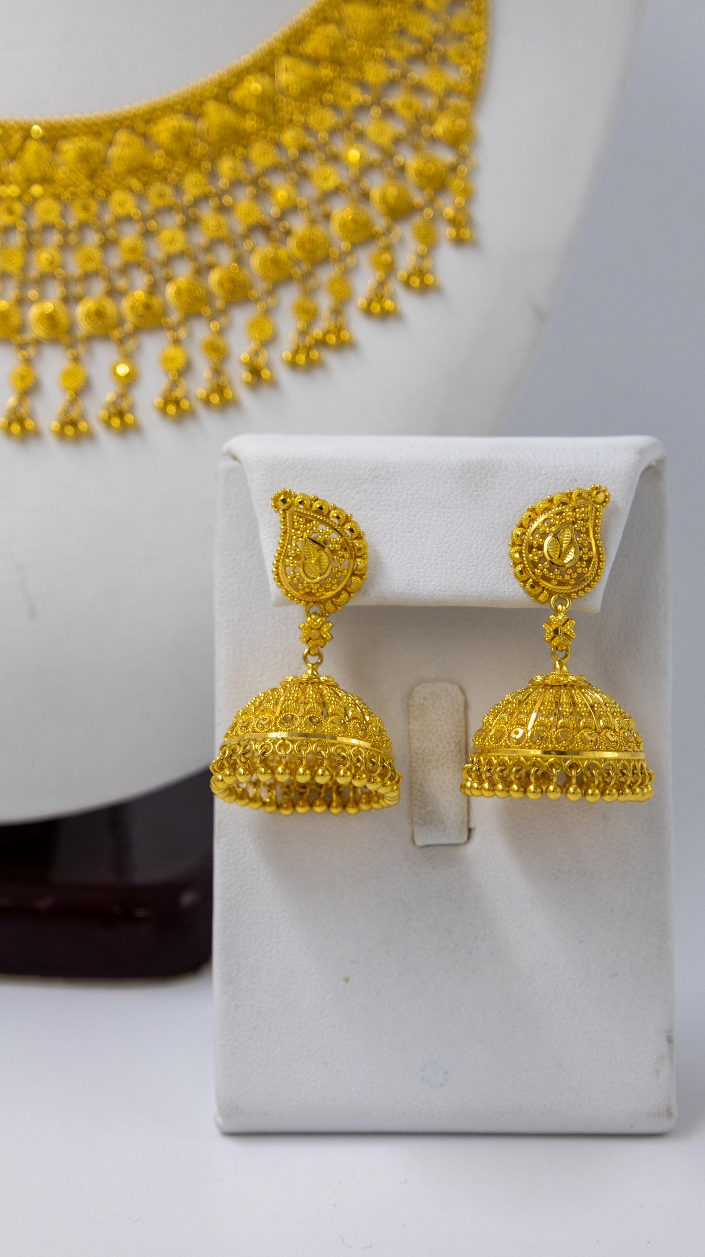 22k Gold Necklace and Earrings Set