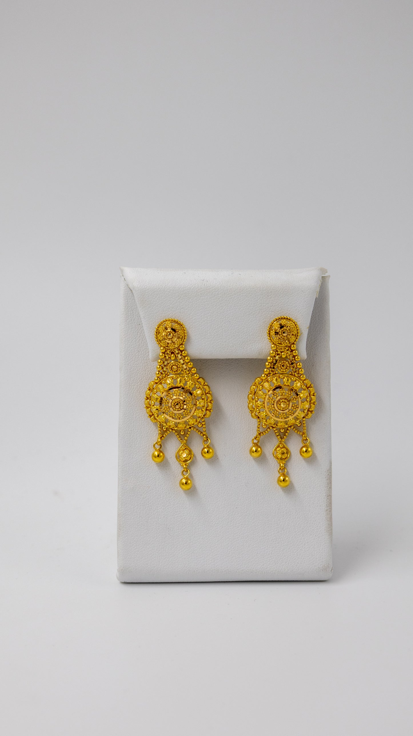 22k Gold Earrings and Necklace Set