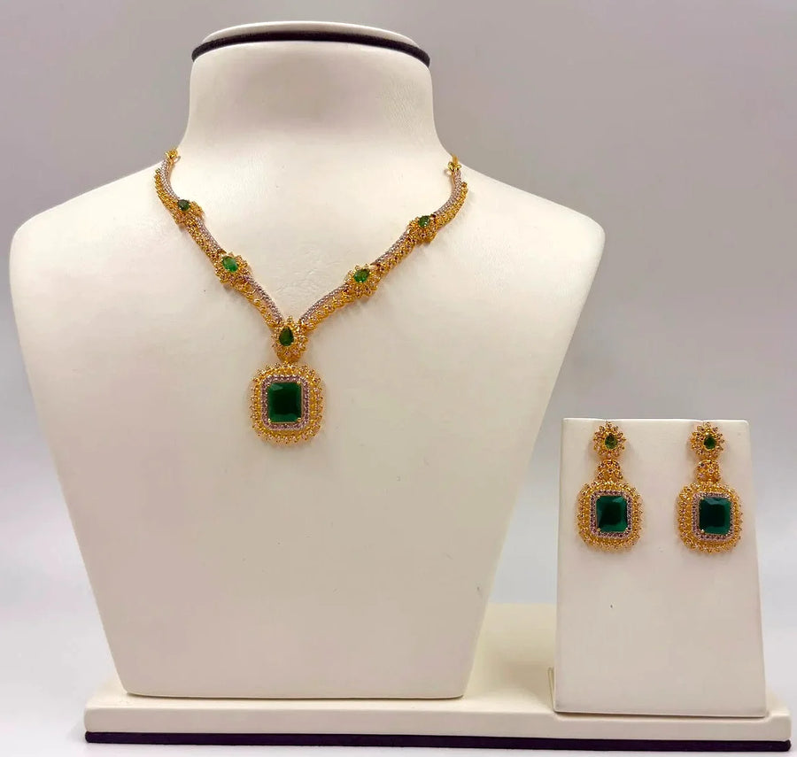 Emerald and cubic zirconia set-22k